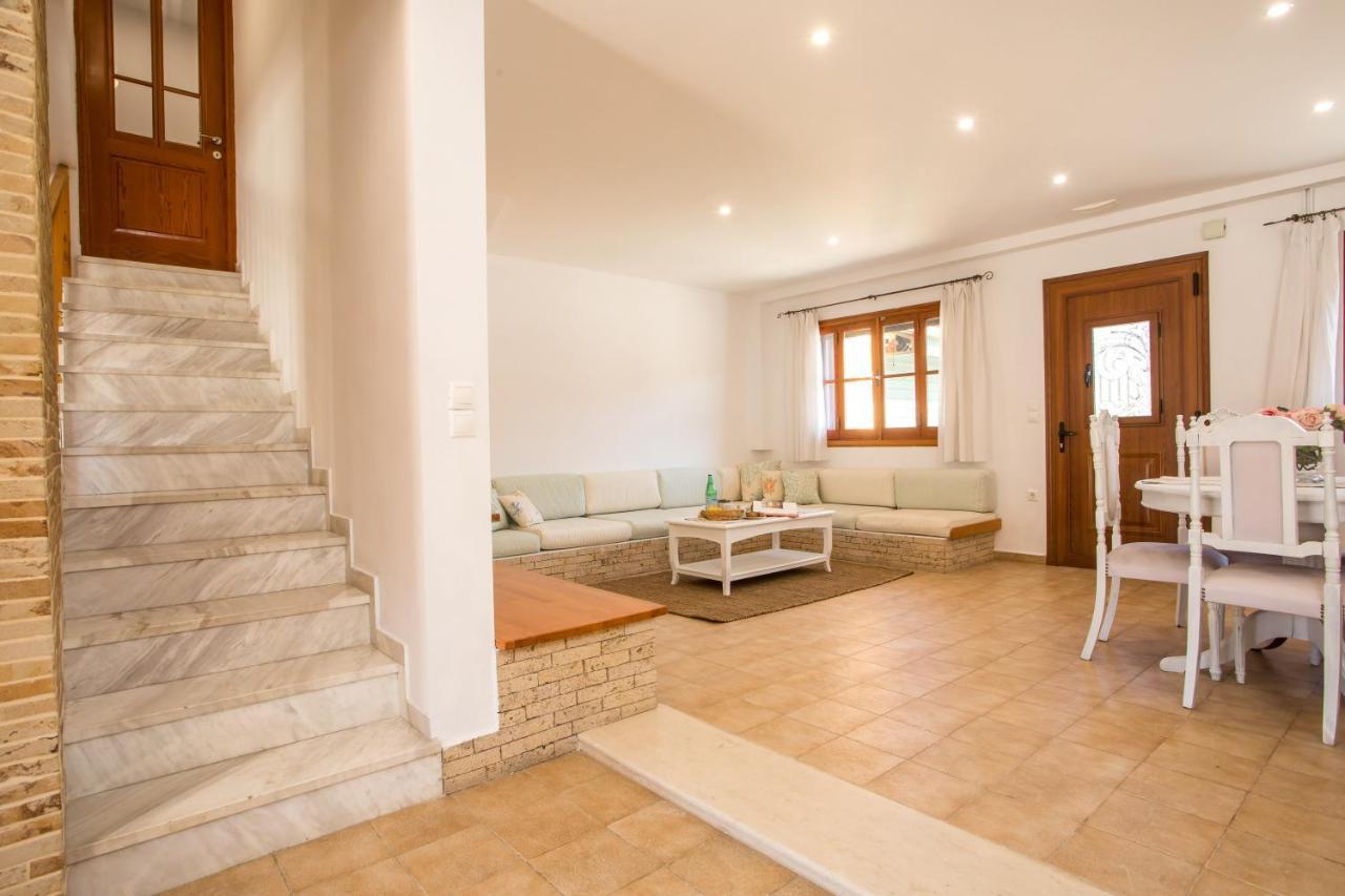 Emarmene With Private Pool Near Rhodes Town & Airport *