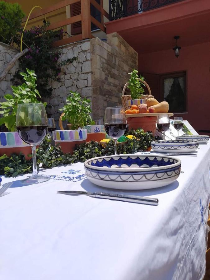 Emarmene With Private Pool Near Rhodes Town & Airport בית נופש *