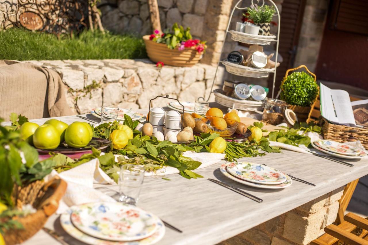 Emarmene With Private Pool Near Rhodes Town & Airport * Κοσκινού